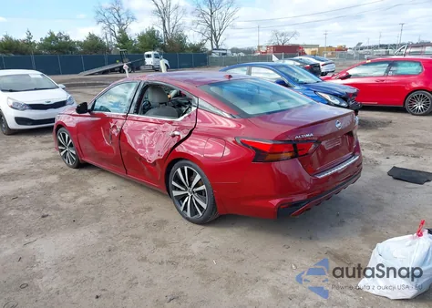 2020 Nissan Altima Platinum Vc-Turbo Fwd z USA, uszkodzony, nr VIN 1N4AL4FV3LN307374